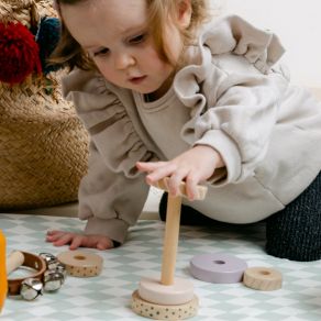 autonomie de l'enfant avec des jeux